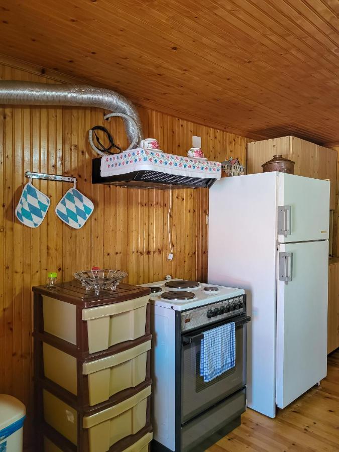 Παραδοσιακό Σπίτι Με Θέα Villa ตริเกรี ภายนอก รูปภาพ
